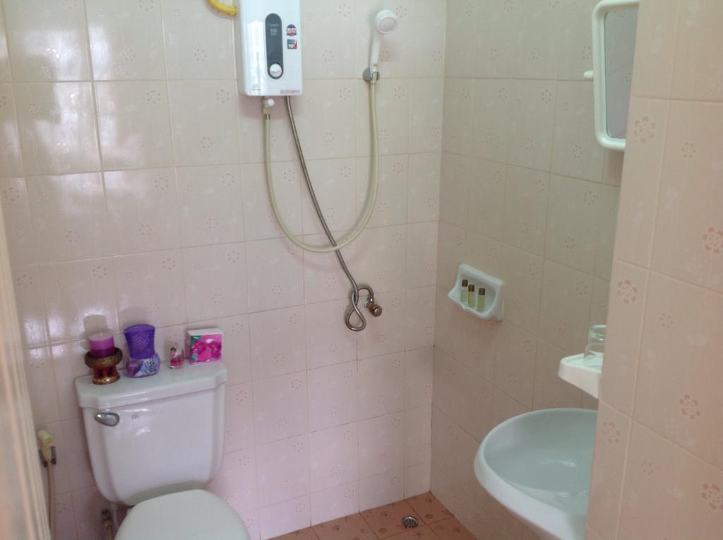 Sunshine Guesthouse Patong ห้อง รูปภาพ