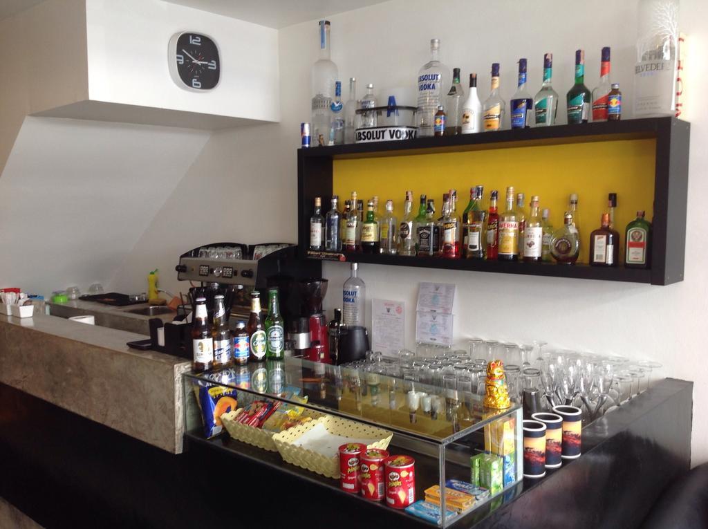 Sunshine Guesthouse Patong ภายนอก รูปภาพ