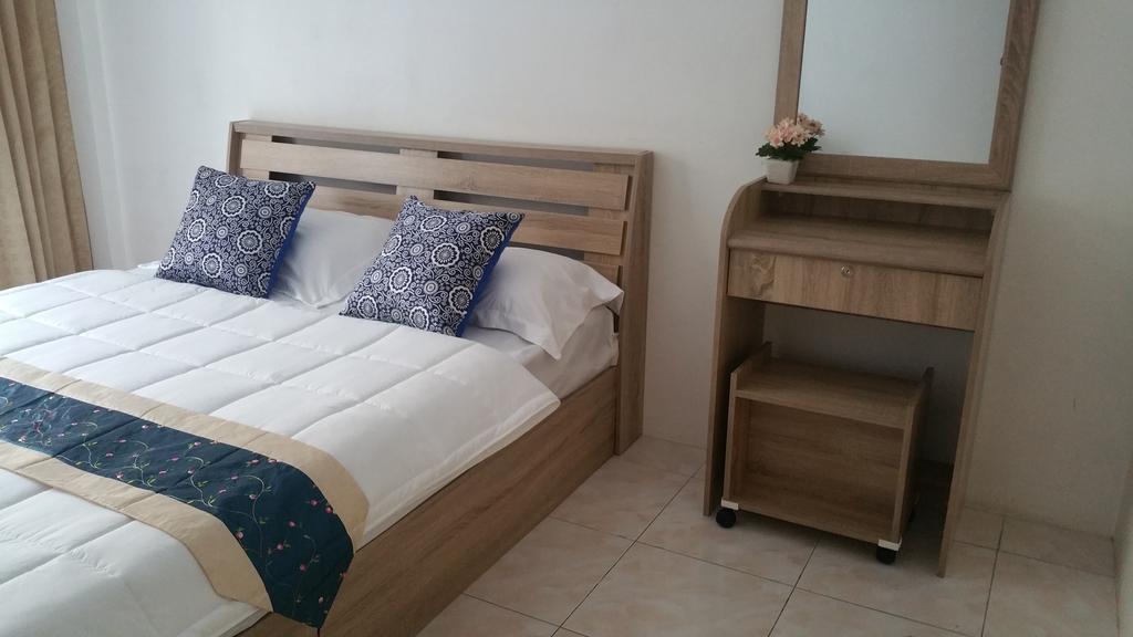 Sunshine Guesthouse Patong ภายนอก รูปภาพ