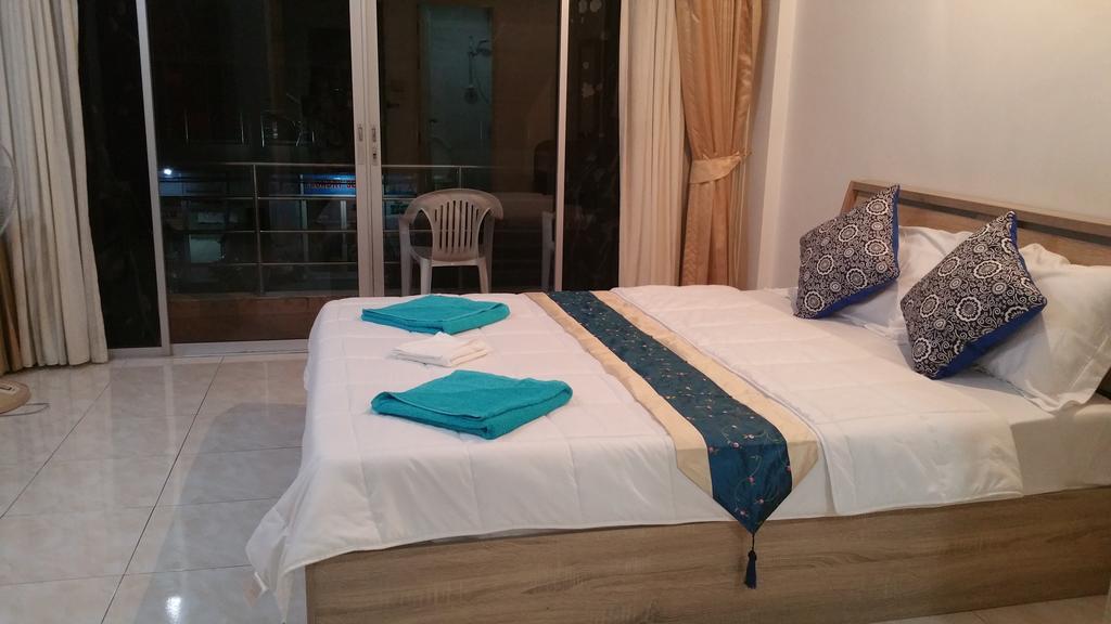 Sunshine Guesthouse Patong ภายนอก รูปภาพ